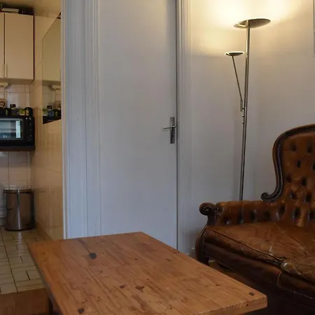 Apartment 1 Bedroom In Central Paris